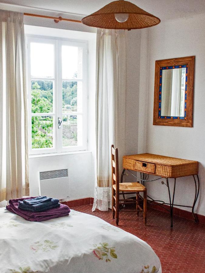 לינה וארוחת בוקר Treignac Vue Sur La Vezere מראה חיצוני תמונה